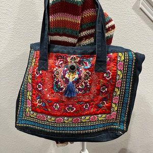 - Vintage Bohemian Embroidery Bag
